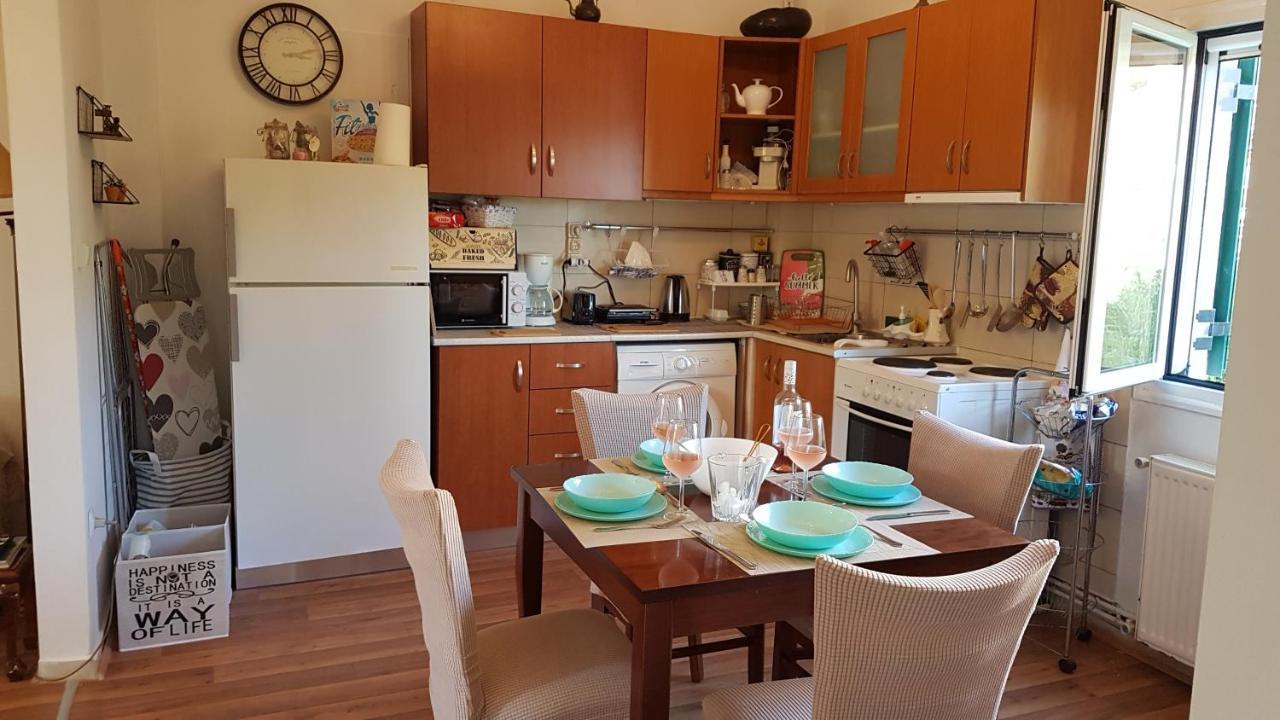 Olga'S Cozy Nest , Apartment In Ano Korakiana. Buitenkant foto
